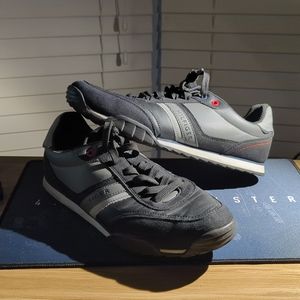 Tommy Hilfiger Men's 10.5 Black and Grey